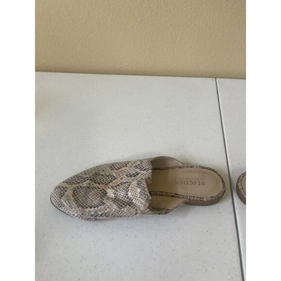 Kenneth Cole Reaction Ruthie 2 Slip On Mules Flats Snake Print Sz 7 - Picture 4 of 16